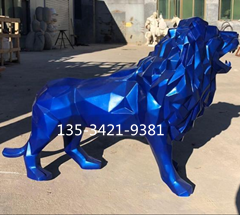 长沙玻璃钢几何切面狮子雕塑定制厂家直销