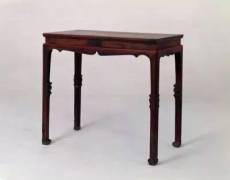 翻新各种红木家具八仙桌脱榫专业老木匠服务