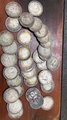 四川私人老板常期收购十两各类银元