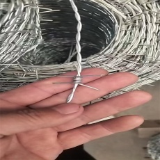 内蒙古现货包塑刺绳厂家包头公路有刺铁丝网