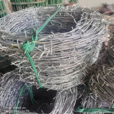 广东现货刺铁丝厂家供应广州铁丝网围栏