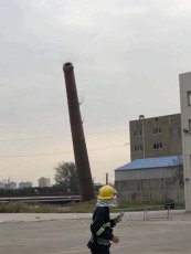 呼伦贝尔盟专业180米混凝土烟囱拆除价优