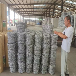 江苏现货铁蒺藜厂家供应苏州高速公路钢丝网
