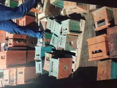 广州荔湾回收废旧模具厂家