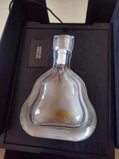 长沙当地路易十三酒瓶回收公司