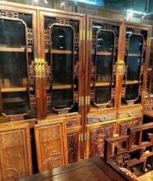 广东常年收购各类如红木八仙桌电话
