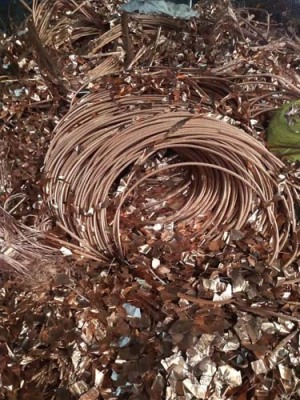 沿滩区废电缆回收