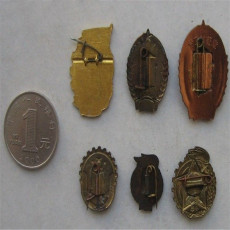 闵行旧像章回收 近代旧徽章常年收购