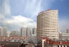 上海肺科医院肿瘤科周彩存主任医师出诊时间是什么时候？