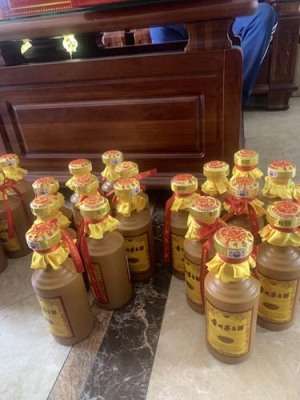 通河县本地50年茅台酒瓶回收价格
