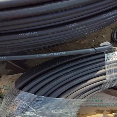 铜仁长期回收50-22射频馈线7/8通信同轴电缆
