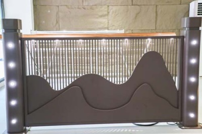 琼海太阳能灯光护栏厂家联系电话