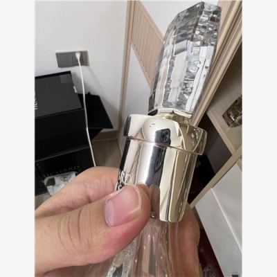 贵阳服务好的中文25年麦卡伦酒瓶回收正品保证