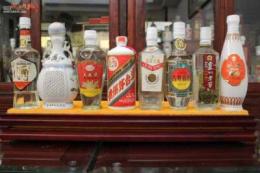 1988年茅台酒回收价格表青岛回收铁盖茅台酒