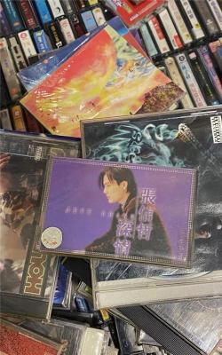 上海收购废旧碟片 CD唱片 磁带 老唱片收