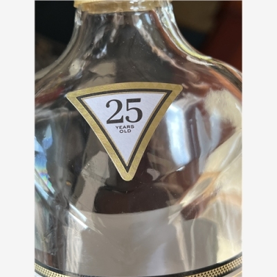 佛山生肖茅台空酒瓶回收精准估价