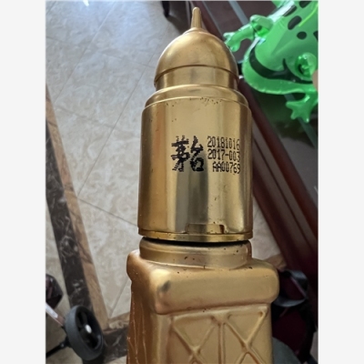 淄博放心的麦卡伦25年酒瓶回收专业定制
