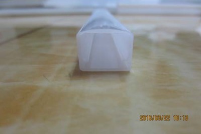 北京LED光扩散灯罩/PC条纹光扩散灯罩设备生产