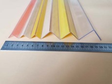 贵州幼儿园防撞伤护角条/玫瑰纹护角条设备生产