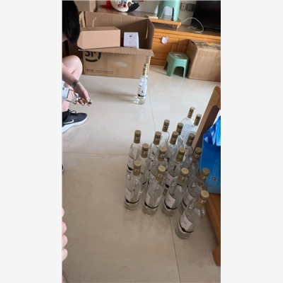深圳新区个性化茅台酒瓶回收营业店