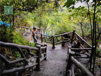 涪陵区景区仿木栏杆专业师傅施工