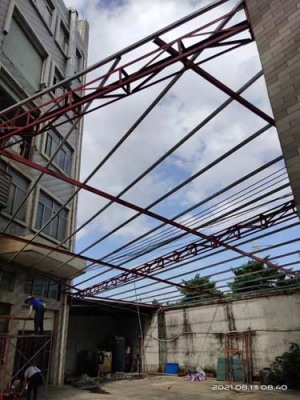 铁涌镇占道搭建铁皮棚工程施工队