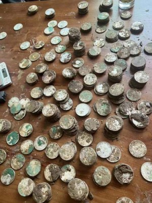 阳江清代五十两银锭上门现金回收各类银元