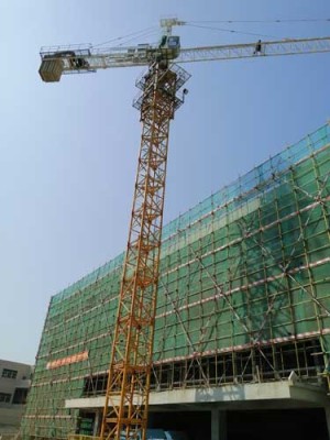 东莞道滘镇地区塔吊出租多少钱一个月