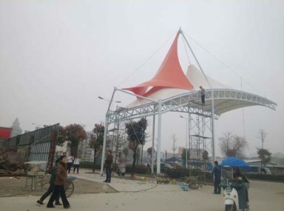 陕西专业张拉膜停车棚安装