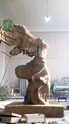 鹰潭玻璃钢雕塑专业师傅施工