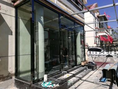 西安雁塔區(qū)維修玻璃門更換地彈簧