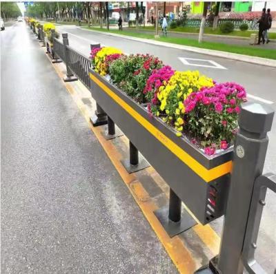 西安市政道路护栏花箱加工