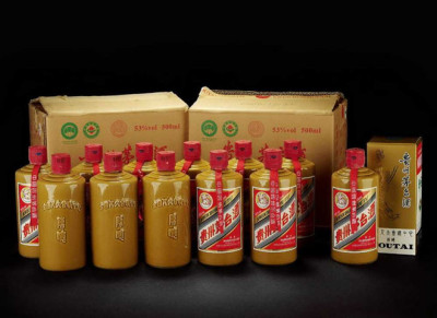 在线回收百年巨匠张大千茅台酒全市随叫随到