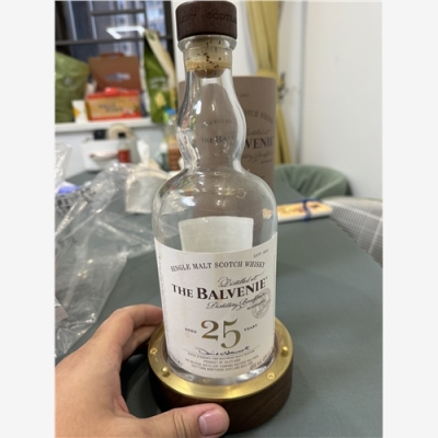 肇庆麦卡伦25空瓶回收啥都要