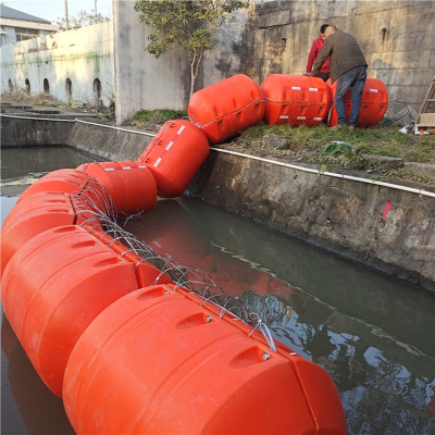 田湾核电站引水明渠漂浮物拦污网浮桶安装