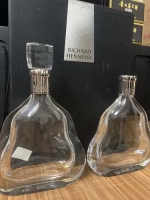 溧水区本地30年麦卡伦酒瓶回收店