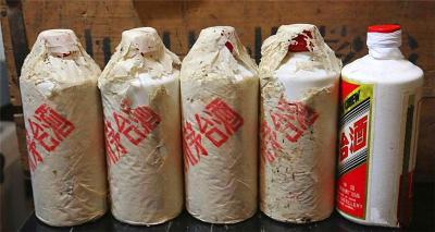 甘肃回收价格多少钱范曾大师茅台酒瓶免费鉴定评估