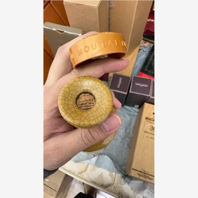 长春茅台50年空瓶回收绿色生命线