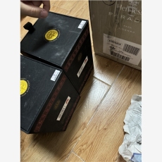 北京茅台空酒瓶回收转身玻璃重生