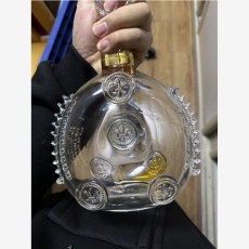 中山茅台空酒瓶回收绿色生命线