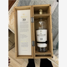 郑州百乐廷空酒瓶回收环保新篇章