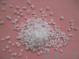 白色防霧母料 硅膠除霧劑 塑料防流滴母粒
