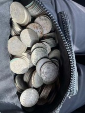 云浮十两银锭上门现金回收各类银元