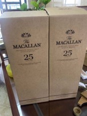 呼兰区附近25年麦卡伦酒瓶回收电话