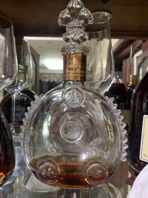 延寿县本地25年麦卡伦酒瓶回收店