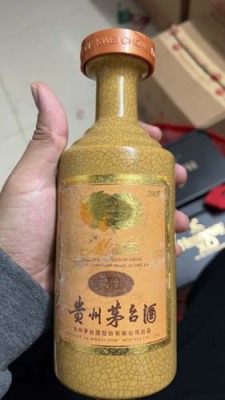 杨浦区附近30年麦卡伦酒瓶回收多少钱一个