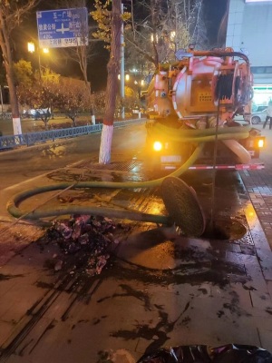太原南內環維修馬桶臉盆漏水更換鑄鐵下水管