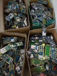 雙清專業pc塑膠原料回收隨叫隨到上門取貨