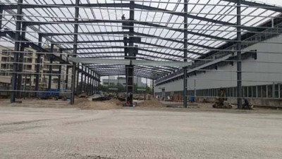 东莞南城区房顶搭建铁皮棚工程