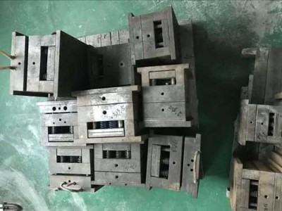 桥头回收废旧塑料模具上门废品回收点附近